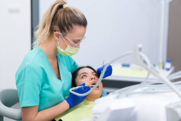 Best Mobile Emergency Dentist in Knoxvle, IL